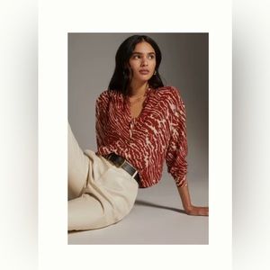 ANTHROPOLOGIE RUFFLED NECK ANIMAL PRINT BLOUSE